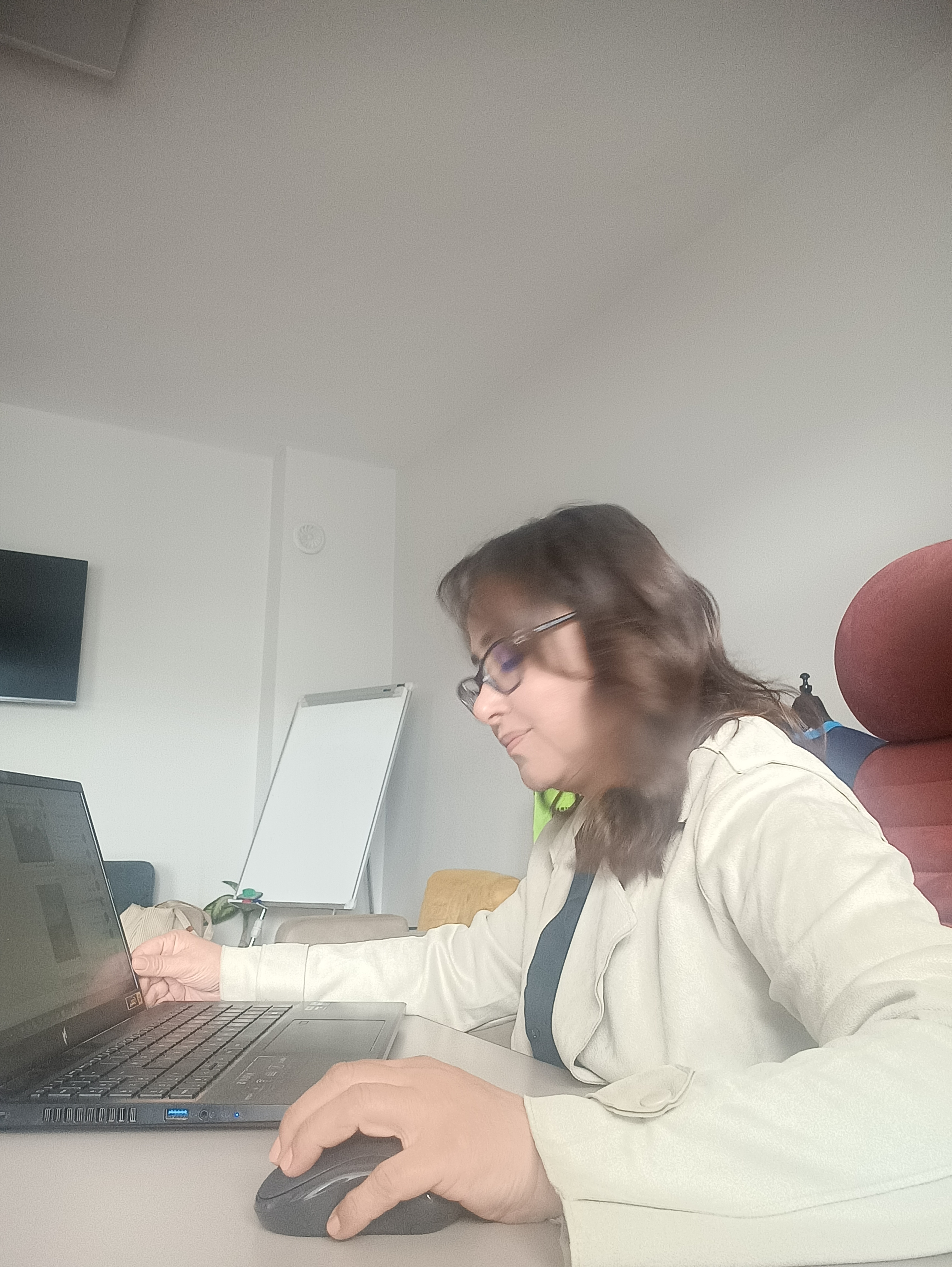 Kezban Koçer